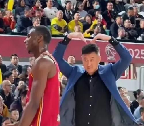 池笑然荣获,年度女子足,球最佳球员,一号娱乐集团,一号娱乐游戏,一号娱乐集团,一号娱乐官网,一号娱乐